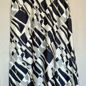 Stylish Geometric Skirt